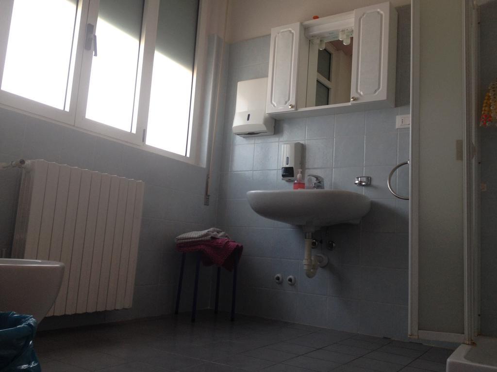 Casa Per Ferie Raggio Di Sole Bed and Breakfast Ceriale Værelse billede